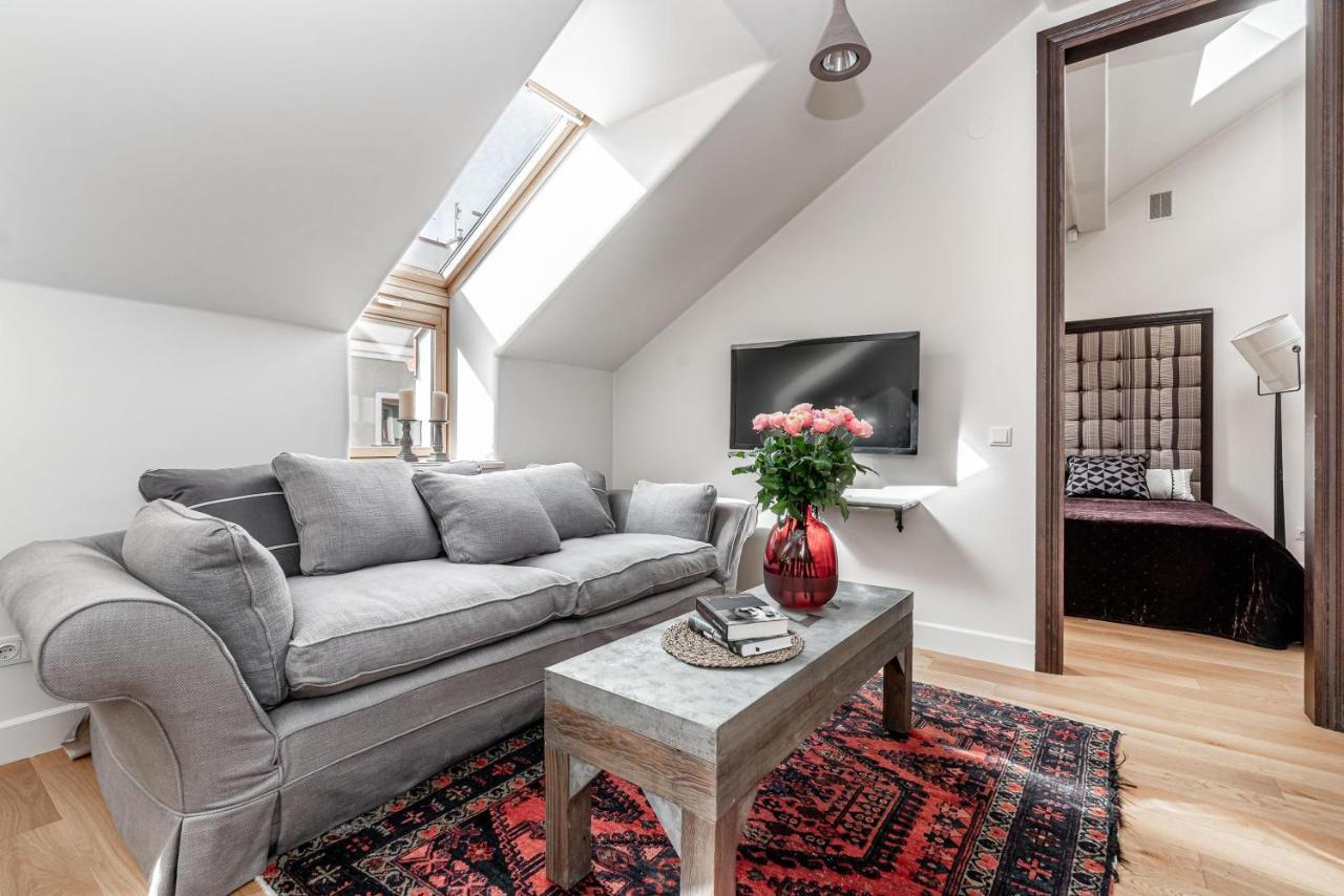 Luxury Gaono In Old Town Apartment Vilnius Luaran gambar