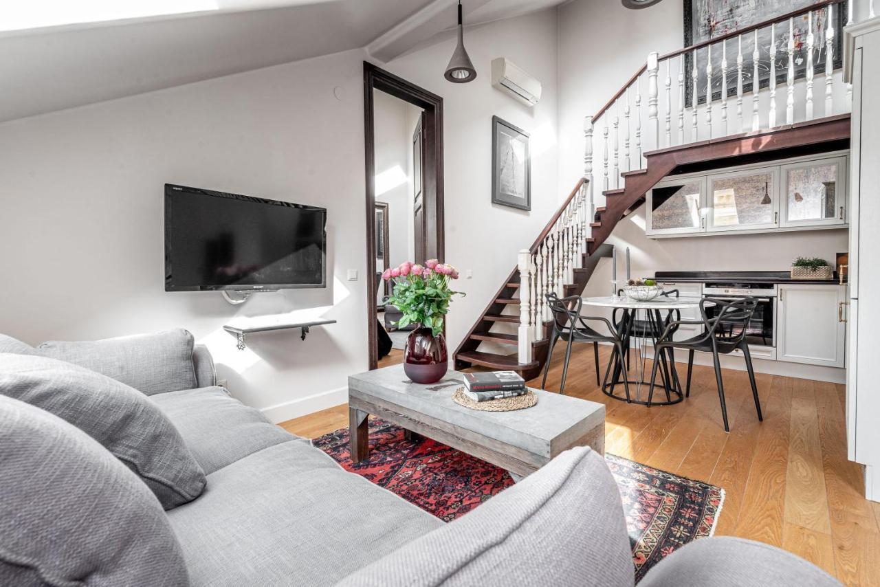 Luxury Gaono In Old Town Apartment Vilnius Luaran gambar