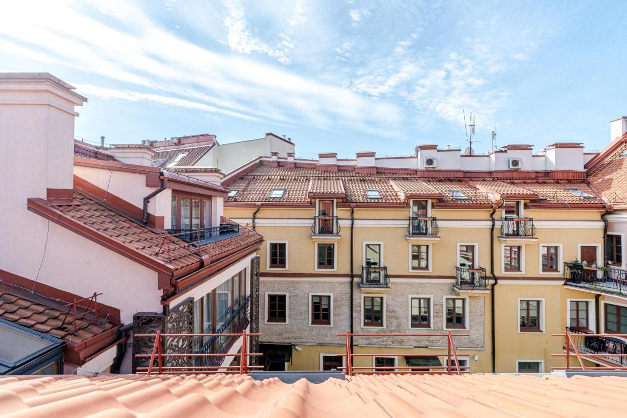 Luxury Gaono In Old Town Apartment Vilnius Luaran gambar